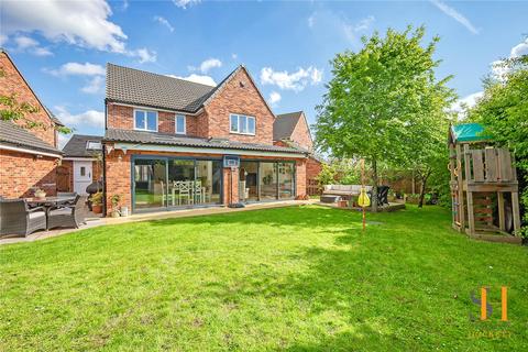 4 bedroom detached house for sale, Oak Crescent, Runwell, Essex, SS11