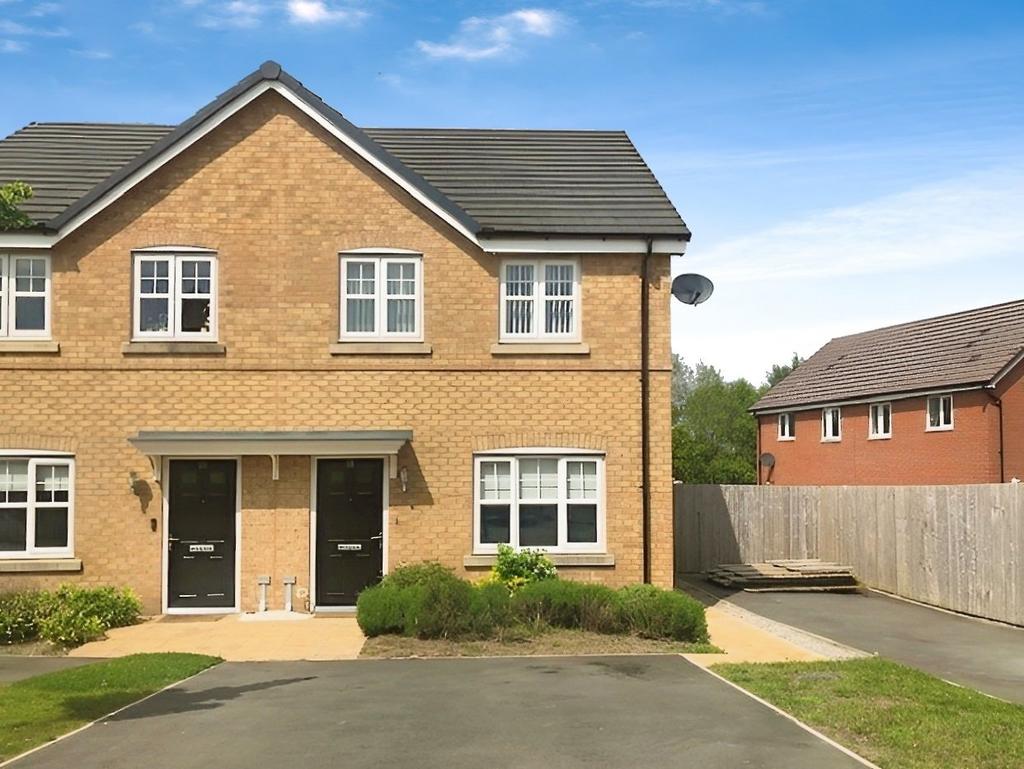 Ulverston Drive, Skelmersdale... 3 bed semidetached house £995 pcm