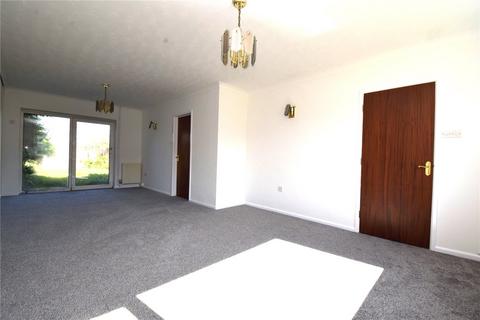 3 bedroom semi-detached house to rent, Queensway, Lawford, Manningtree, CO11