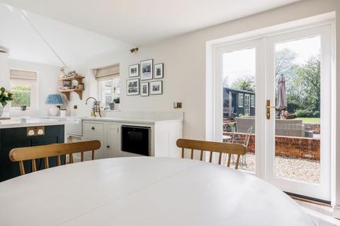 Toliva Cottage Back Lane, Sturminster Marshall, Wimborne, BH21 4BP