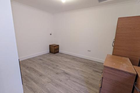1 bedroom flat to rent, Blackbird Hill, London NW9
