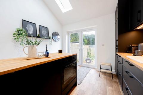 3 bedroom semi-detached house for sale, Maple Road, Southampton SO18