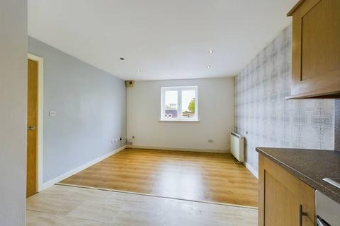 Apartment 3, Regis House, 716 Hessle Road, Hull, HU4 6JA