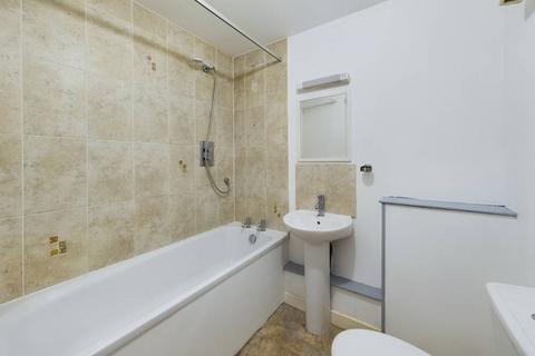 Apartment 3, Regis House, 716 Hessle Road, Hull, HU4 6JA