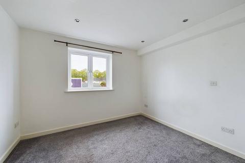Apartment 3, Regis House, 716 Hessle Road, Hull, HU4 6JA