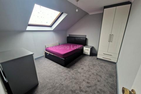 2 bedroom flat to rent, Granby Court, Reading
