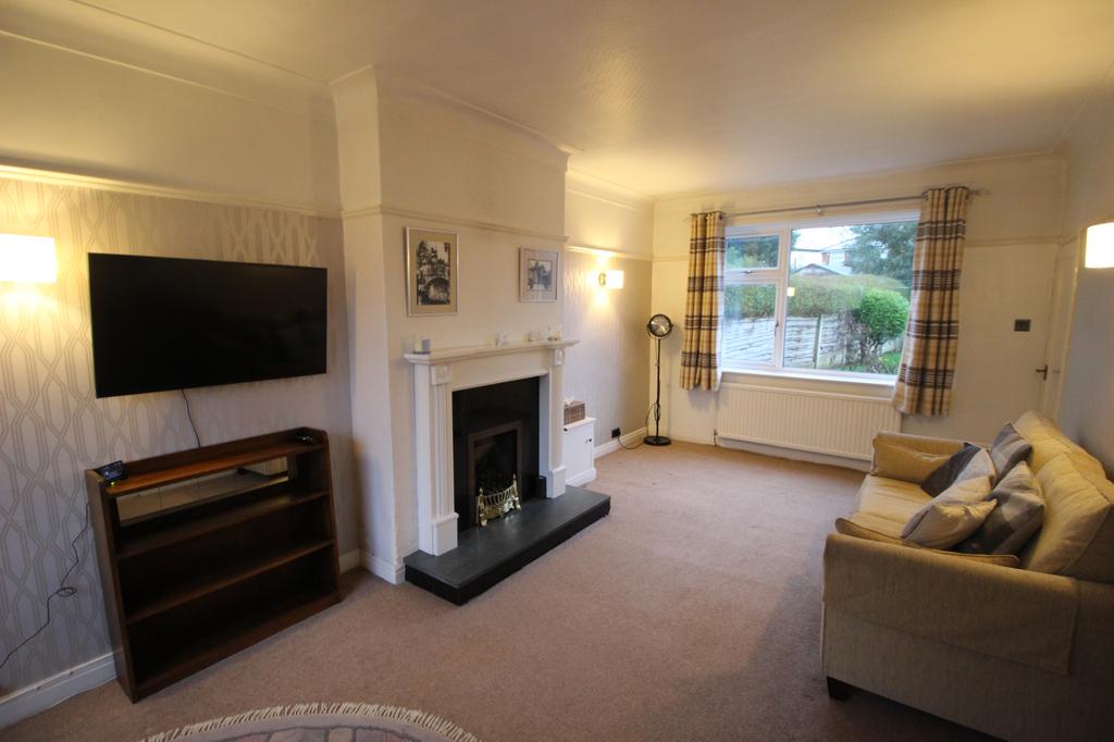 Hawkhurst Avenue, Fulwood PR2 3 bed semidetached house £1,400 pcm (£323 pw)