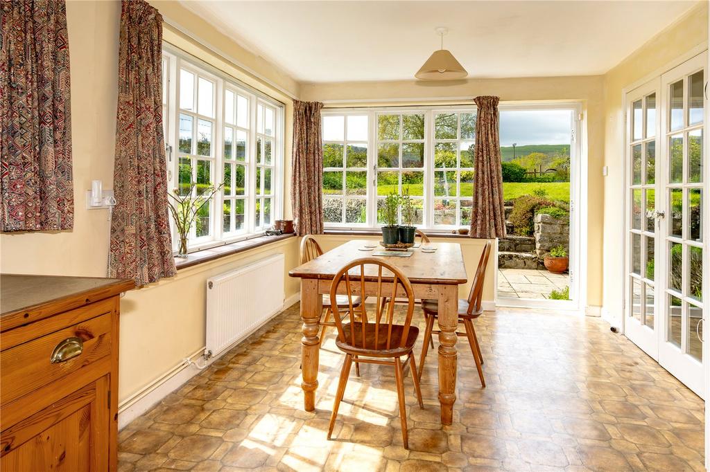 Breakfast Room