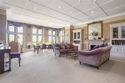 Hatchford Manor, Ockham Lane, Cobham, Surrey, KT11