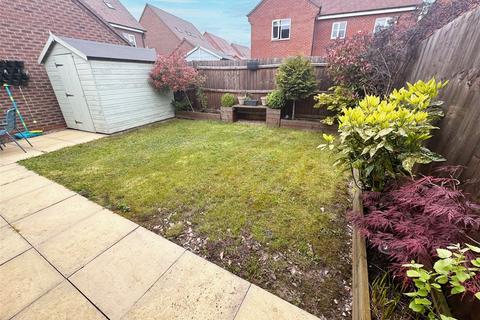 38 Burnham Road, Wythall, Birmingham, B47 6AT