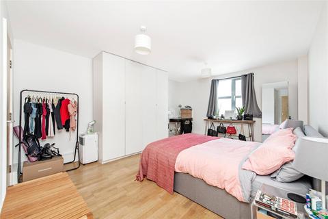 2 bedroom apartment to rent, Curtain Road, London, EC2A