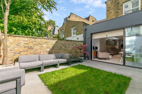 4 bedroom terraced house for sale, Tonsley Street, London, SW18