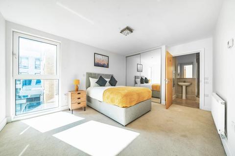 2 bedroom flat for sale, Glenthorne Road, Hammersmith