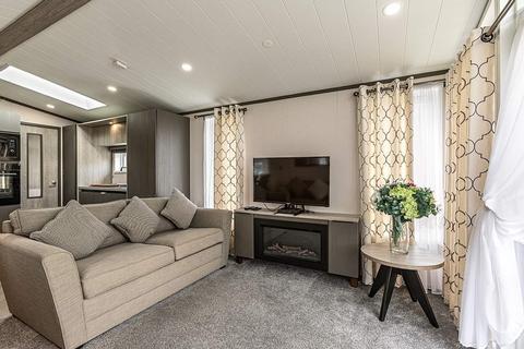 2 bedroom property for sale, Lakewood, Riverview Holiday Park, Newcastleton TD9 0TF