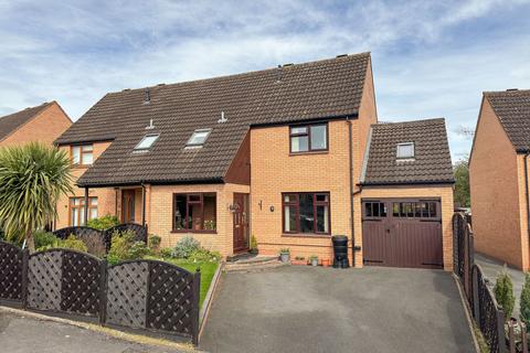 Hereford - 3 bedroom semi-detached house for sale