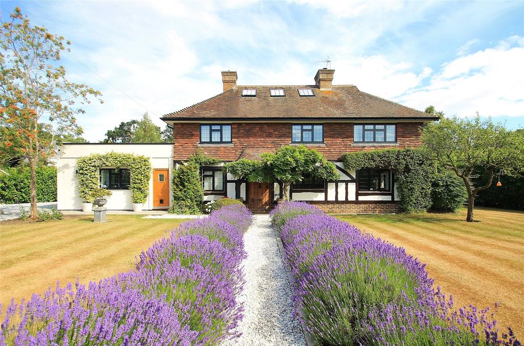 Send Hill, Send, Surrey, GU23 4 bed detached house for sale £1,375,000