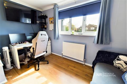 396a Hook Road, Chessington, KT9 1NA