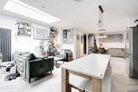 88 Limbury Road, Luton, LU3 2PL