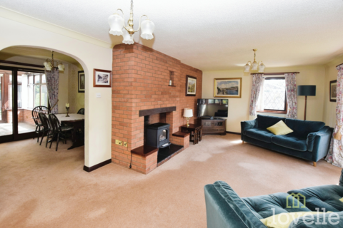 3 bedroom detached bungalow for sale, Orchard Close, Morton DN21