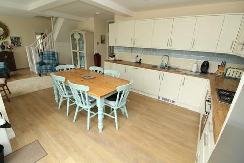 3 bedroom bungalow for sale, Conway, Tickford Street, Newport Pagnell