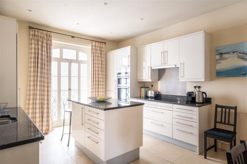 3 bedroom apartment for sale, Tite Street, Chelsea, London, SW3
