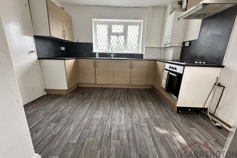 2 bedroom semi-detached house to rent, Sanders Close, Dudley, West Midlands