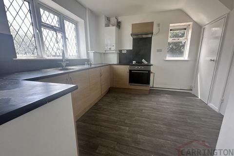 2 bedroom semi-detached house to rent, Sanders Close, Dudley, West Midlands