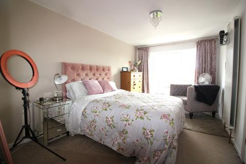 2 bedroom flat for sale, Flat , Duncan House, Station Road, Sutton Coldfield