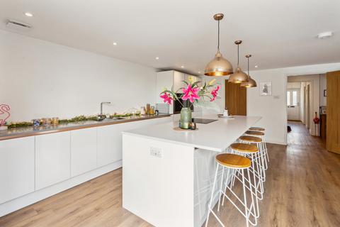 69 Abingdon Road, Drayton, Abingdon, OX14 4HW