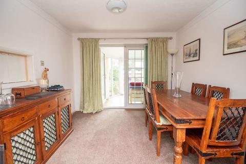 3 bedroom detached house for sale, Rosewood Gardens, Clanfield, PO8 0LT