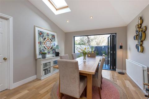 4 bedroom end of terrace house to rent, Graham Road, Wimbledon, London, SW19