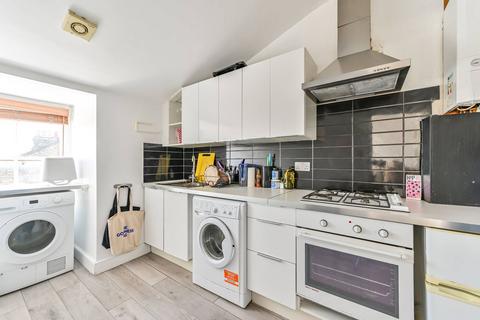 1 bedroom flat for sale, Clapham Road, Clapham North, London, SW9