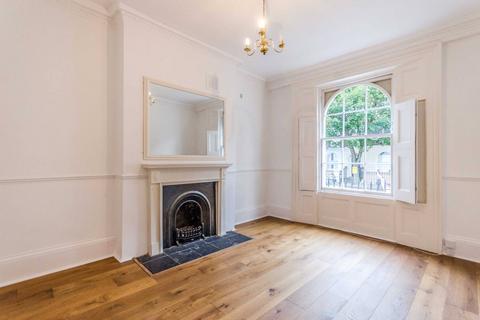 2 bedroom flat to rent, River Street, Islington, London, EC1R