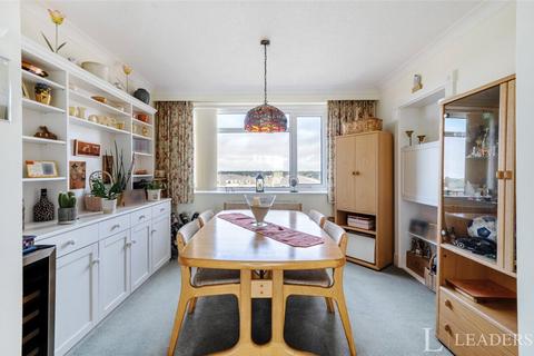 2 bedroom apartment for sale, West Cliff Road, Bournemouth, Dorset