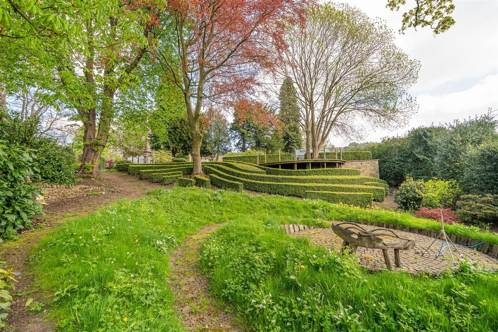 GARDENS 3.jpg
