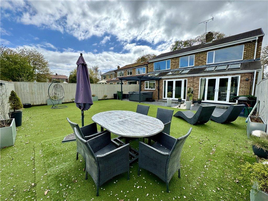 Long Newton, StocktononTees TS21 5 bed detached house for sale £399,950