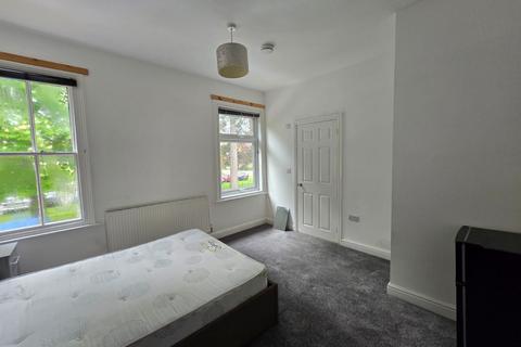 1 bedroom in a house share to rent, Corporation Street, Stafford, ST16 3LT