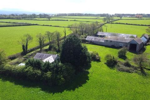 Bungalow for sale, Bungalow, Outbuildings & Approx 150 Acres, Brynsiencyn, Anglesey, LL61