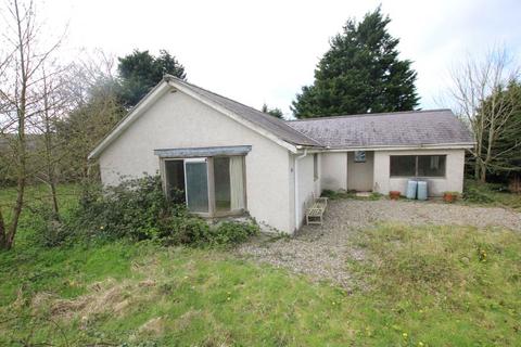 Bungalow for sale, Bungalow, Outbuildings & Approx 150 Acres, Brynsiencyn, Anglesey, LL61