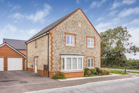 4 bedroom detached house for sale, Sea Serpent Road, Bracklesham Bay, West Sussex