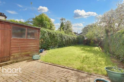 15 Chinnor Crescent, Greenford, UB6 9NU