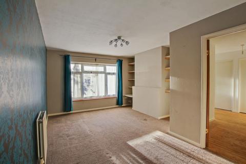 2 bedroom maisonette to rent, Crawley, Crawley RH10