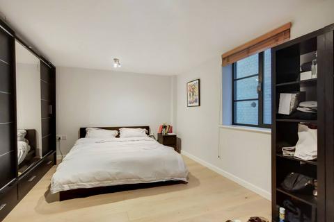 3 bedroom flat to rent, Batemans Row, EC2A, Shoreditch, London, EC2A