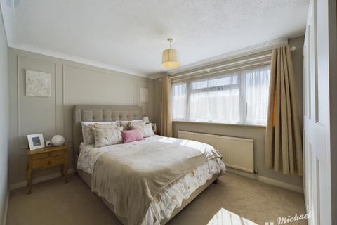 2 bedroom semi-detached house for sale, Cubb Field, Aylesbury
