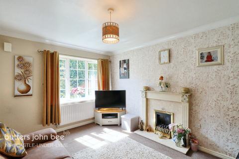 3 bedroom semi-detached house for sale, Raleigh Close, Trent Vale, Stoke-On-Trent