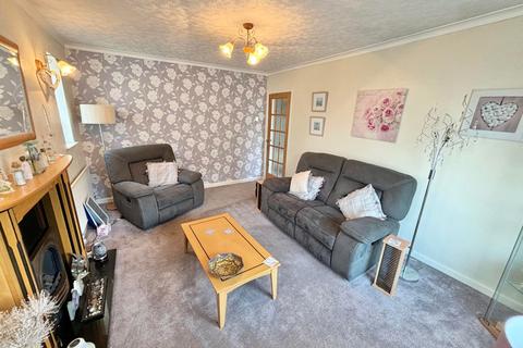 2 bedroom bungalow for sale, Woodland Avenue, Thornton FY5