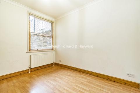 3 bedroom flat to rent, Lordship Lane East Dulwich SE22
