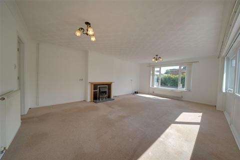2 bedroom bungalow for sale, Queens Drive, Mildenhall, Bury St. Edmunds, Suffolk, IP28