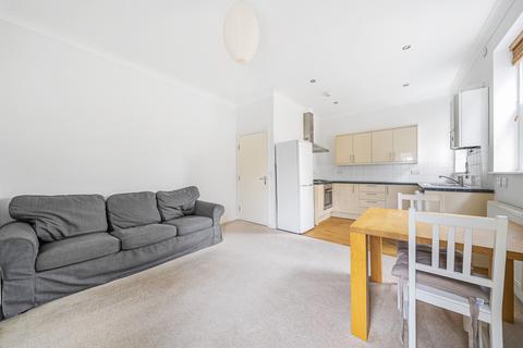 2 bedroom flat to rent, Albion Way London SE13