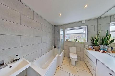 57 Blackburn Road, Greenhill, Herne Bay, CT6 7RG